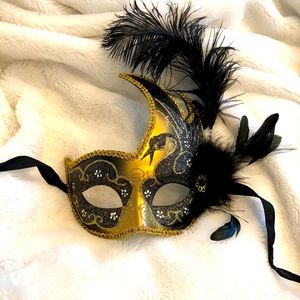 Halloween costume?? Gorgeous gold and black Mardi Gras mask tie back
